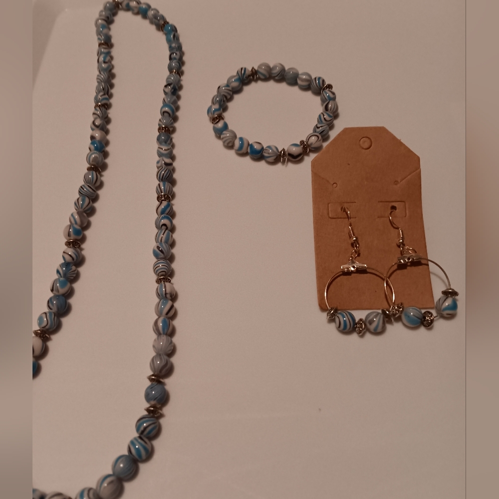 Beaded necklace set by Skye's Creations